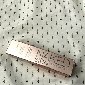 URBAN DECAY NAKED SKIN weightless ultra definition liquid makeup